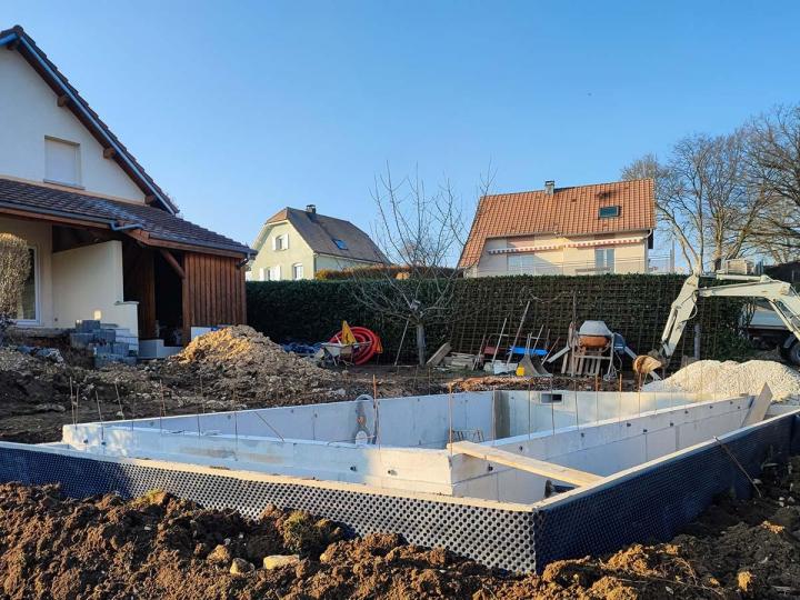 Des piscines en béton construites sur mesure à Belfort